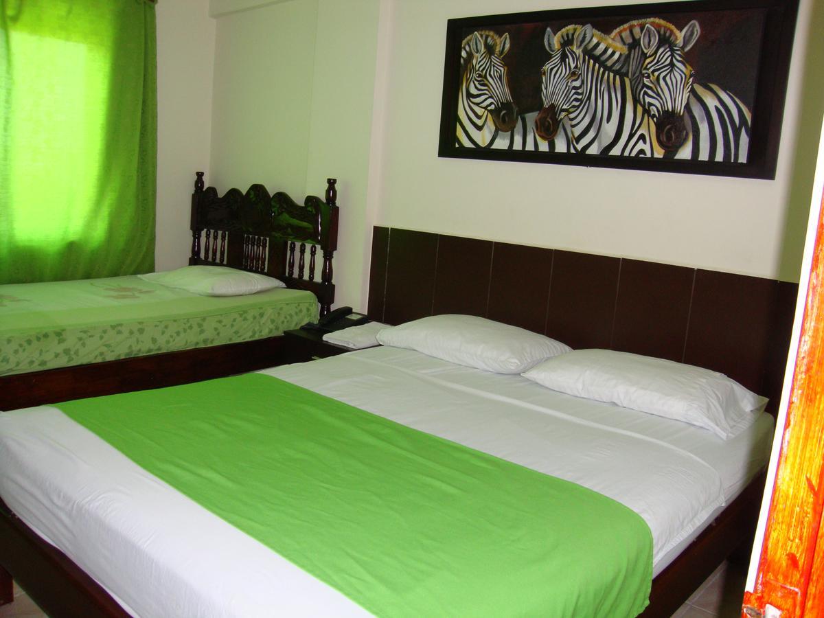 Hotel Emperatriz Armenia  Ngoại thất bức ảnh